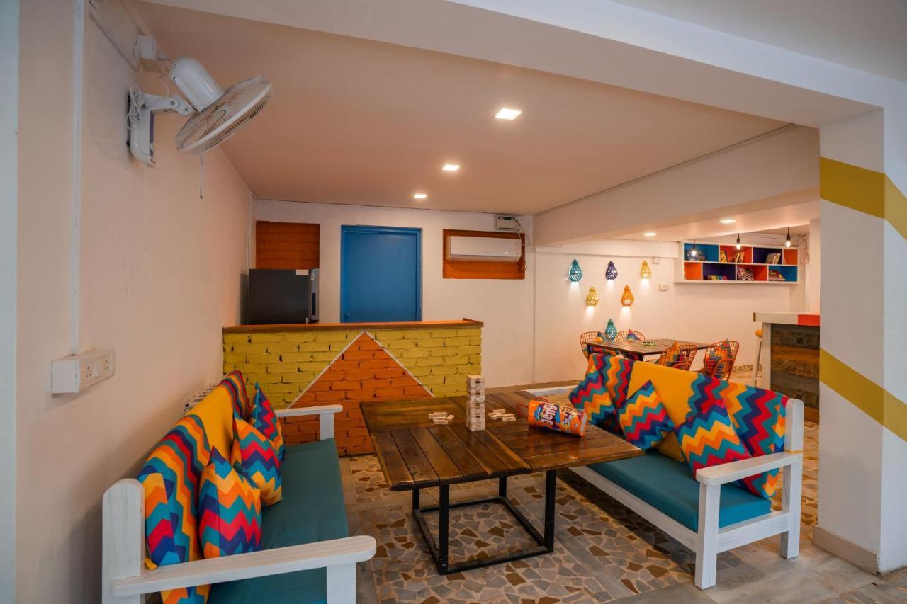 Gostops Plus Goa Vagator Vieux-Goa Extérieur photo