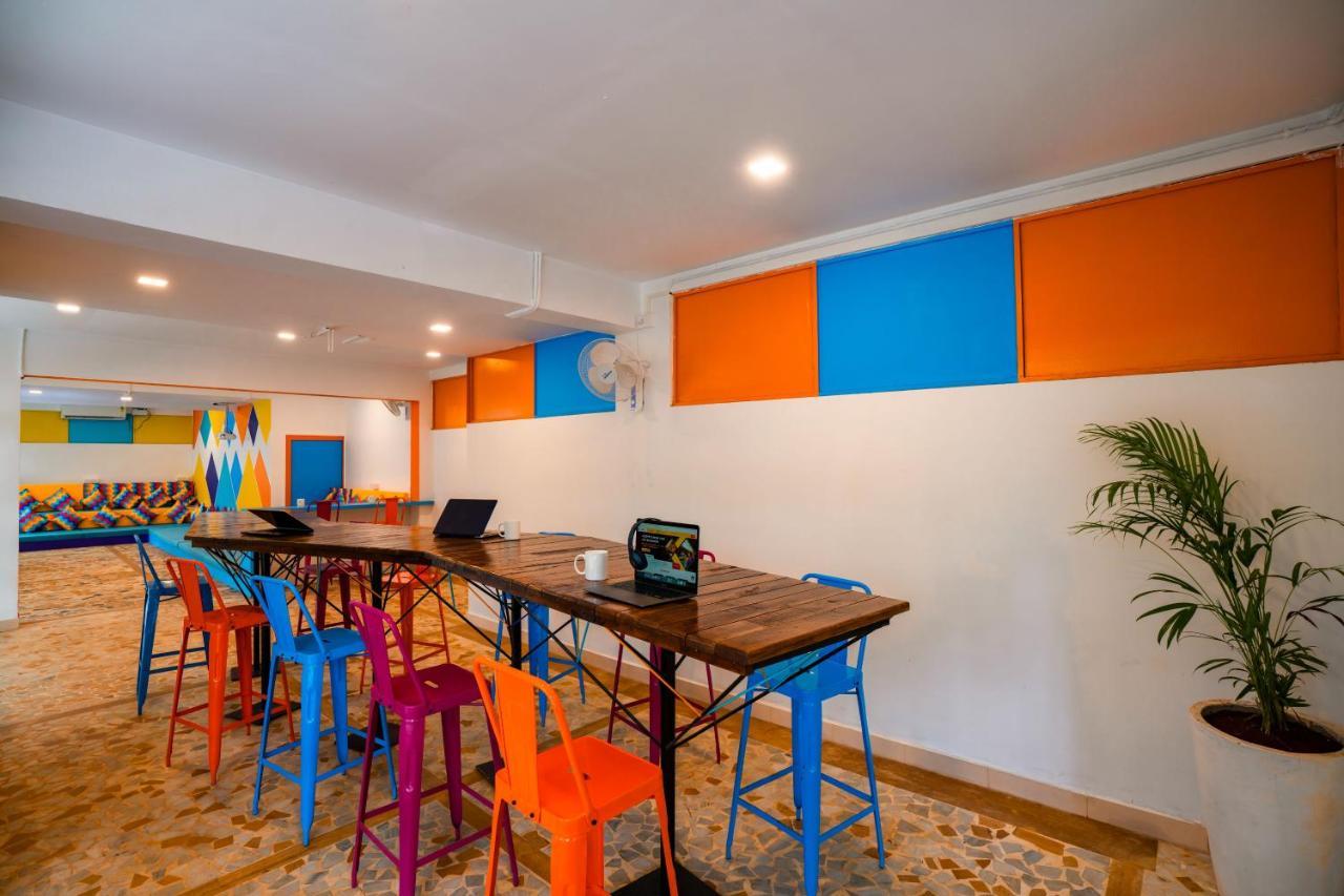 Gostops Plus Goa Vagator Vieux-Goa Extérieur photo