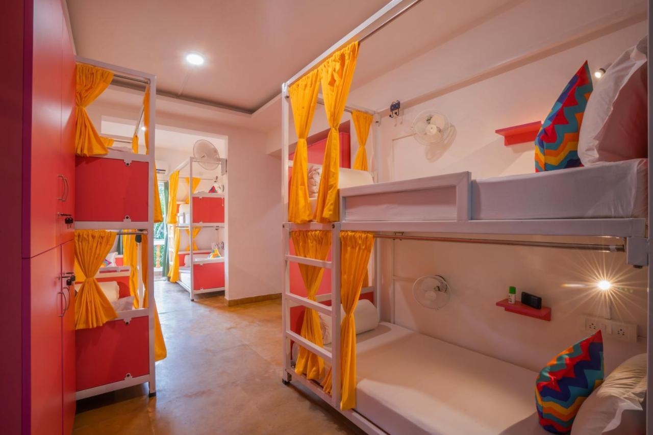 Gostops Plus Goa Vagator Vieux-Goa Extérieur photo