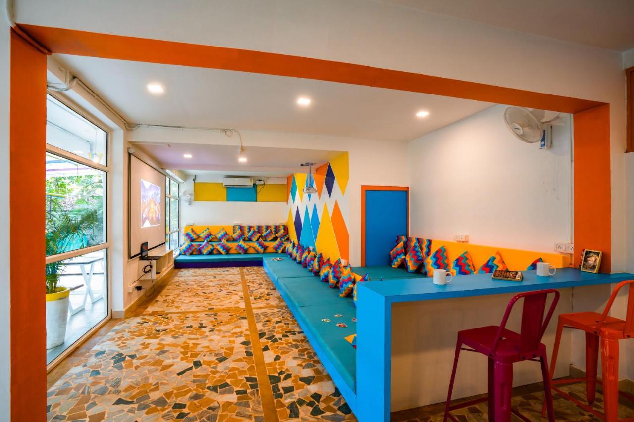 Gostops Plus Goa Vagator Vieux-Goa Extérieur photo