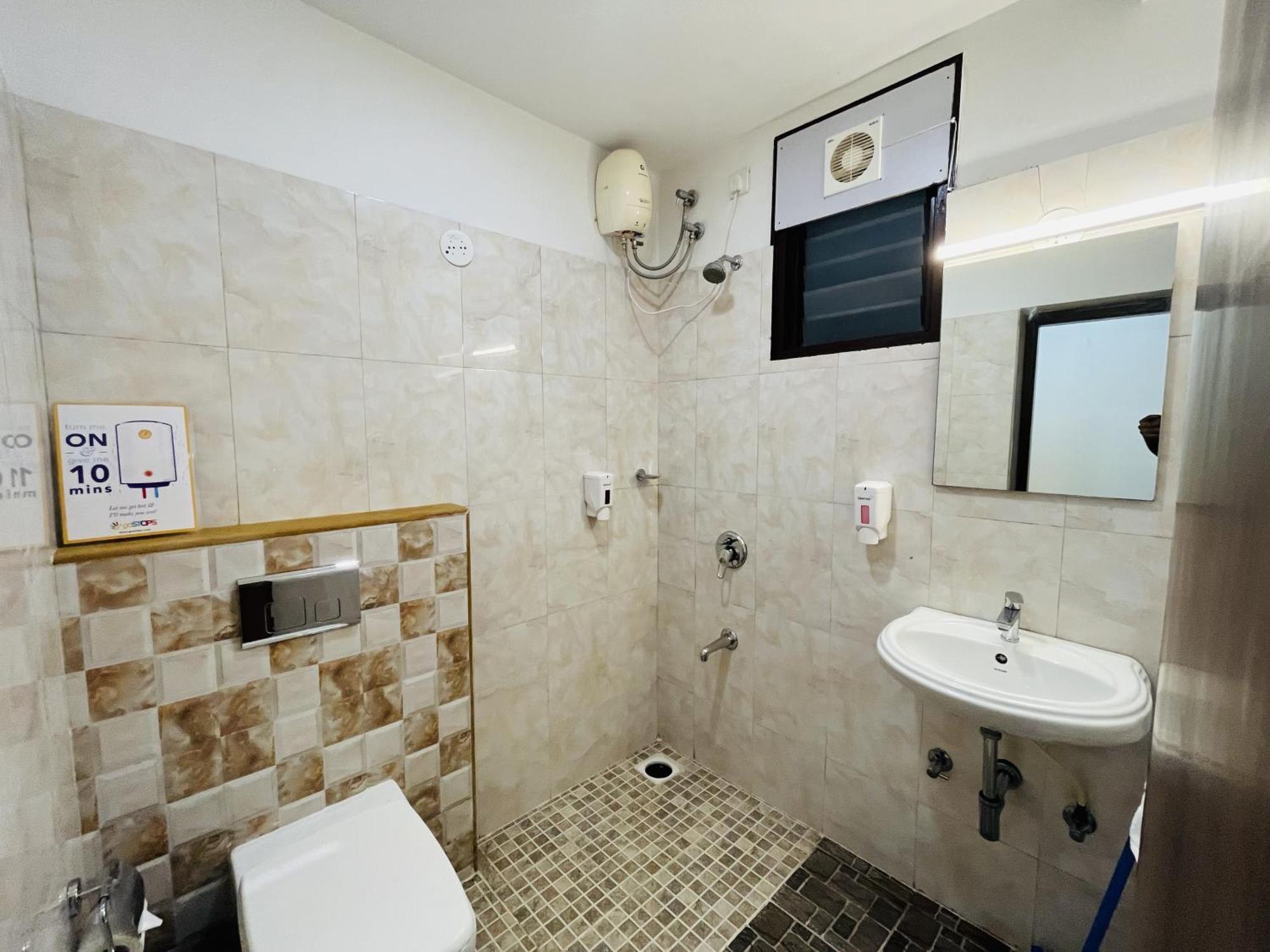 Gostops Plus Goa Vagator Vieux-Goa Extérieur photo